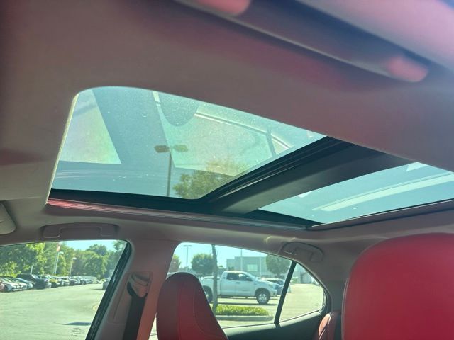 2022 Toyota Camry XSE - Photo 14