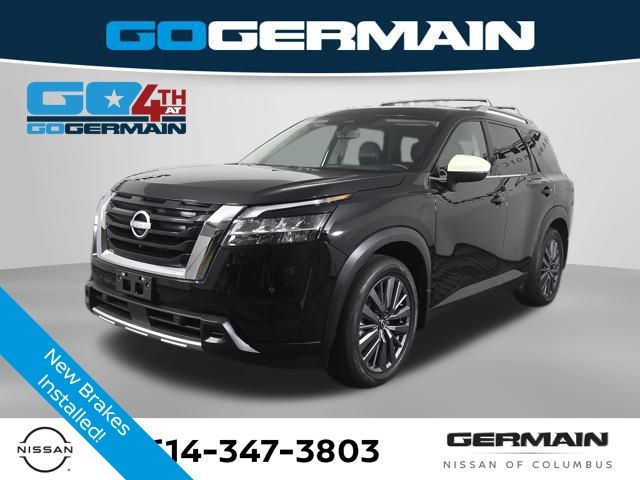 2023 Nissan Pathfinder SL