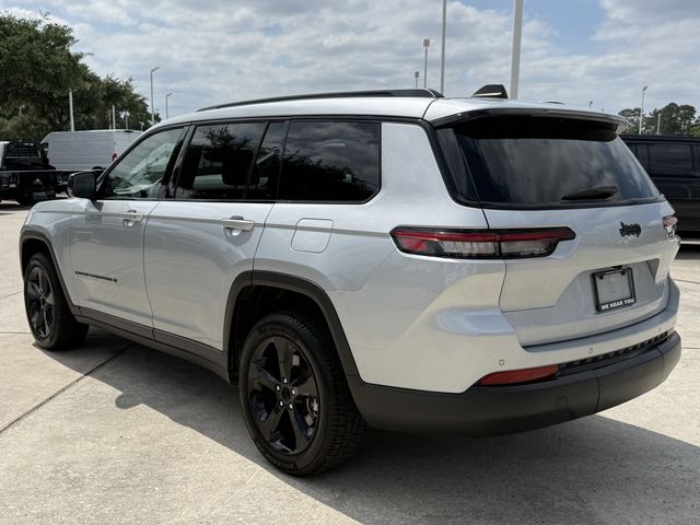 2023 Jeep Grand Cherokee L Altitude Silver at River Oaks CDJR