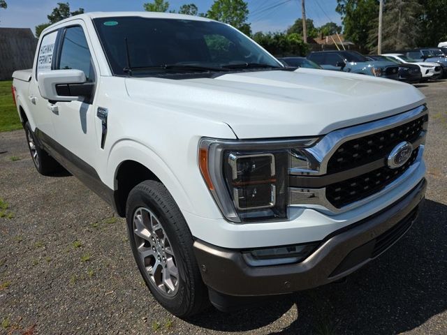 Used 2023  Ford King Ranch image 2
