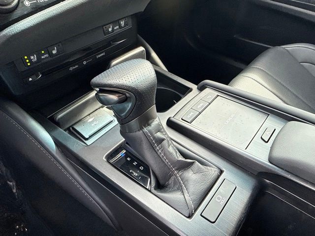 2022 Lexus ES - $39,888