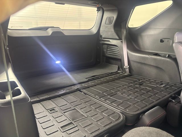 Used 2024 Chevrolet Traverse SUV