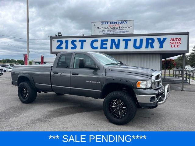 Gray (Graphite Metallic Clearcoat) 2004 Dodge RAM 2500 Pickup Truck Four-Wheel Drive 6-Speed Manual