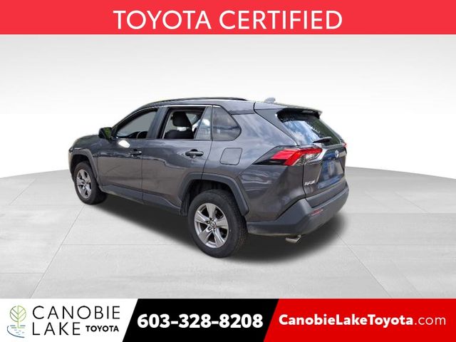 2023 Toyota RAV4 XLE photo 3