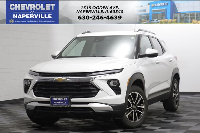 Summit White 2025 Chevrolet Trailblazer SUV / Crossover Four-Wheel Drive 9-Speed Automatic