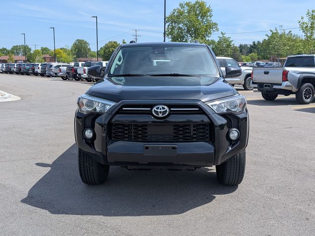 2020 Toyota 4Runner - Image 8