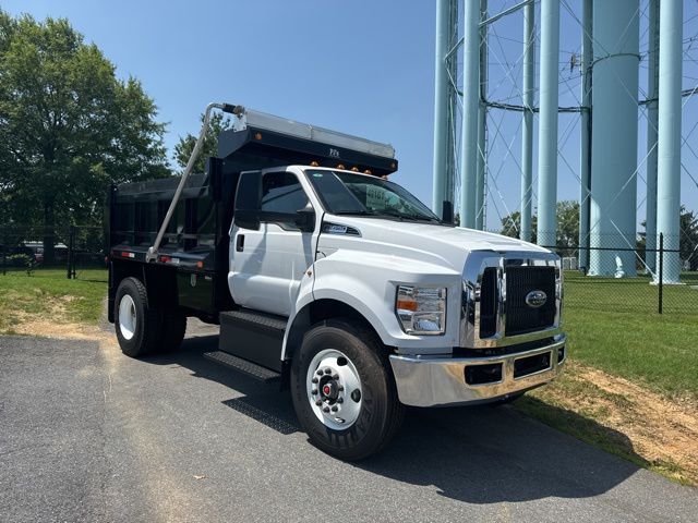 2025 Ford F-650 Super Duty 