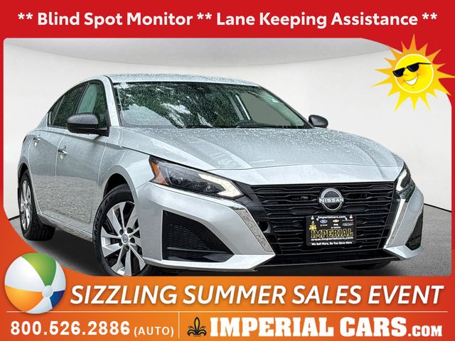 Brilliant Silver Metallic 2024 Nissan Altima Sedan Front-Wheel Drive Continuously Variable Transmission