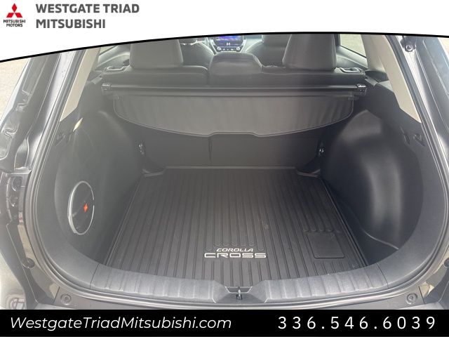 ToyotaCorolla Cross12