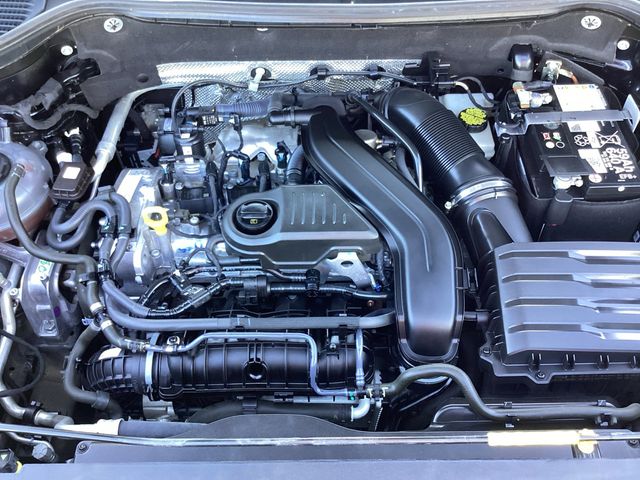 Used Car 2024 Volkswagen Taos  1.5t Se For Sale Under $20,000 In San Antonio, Texas