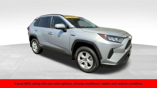 2020 Toyota RAV4 Hybrid LE photo