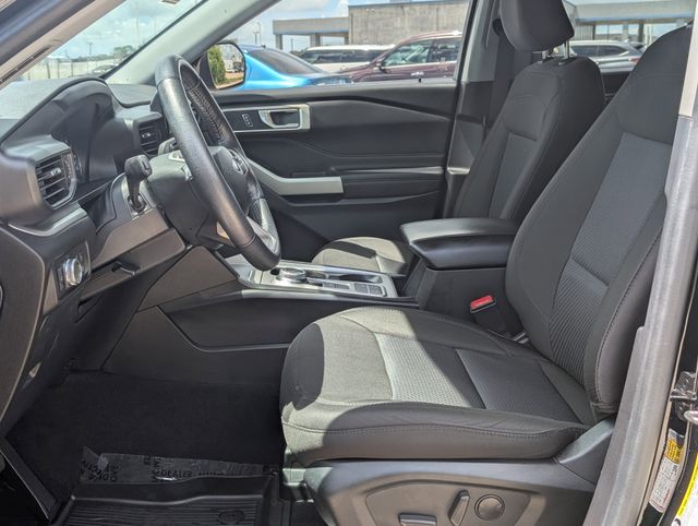 2022 Ford Explorer XLT Black at Community Kia