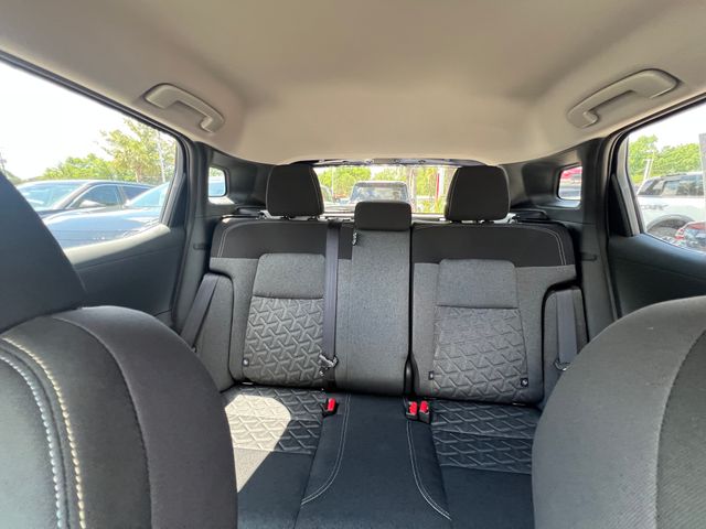 2025 Deep Blue Pearl/Gun Metallic Nissan Kicks SV FWD SUV