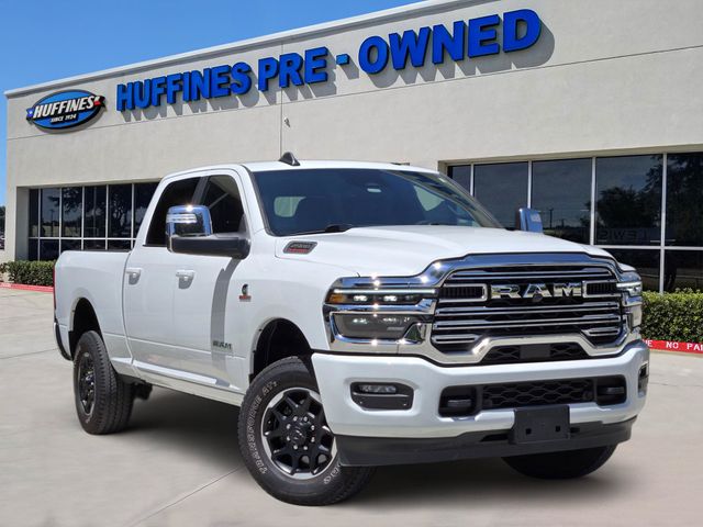 Bright White Clearcoat 2026 RAM 2500 Pickup Truck Four-Wheel Drive 8-Speed Automatic
