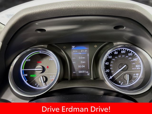 Used 2020 Toyota Camry Hybrid Sedan