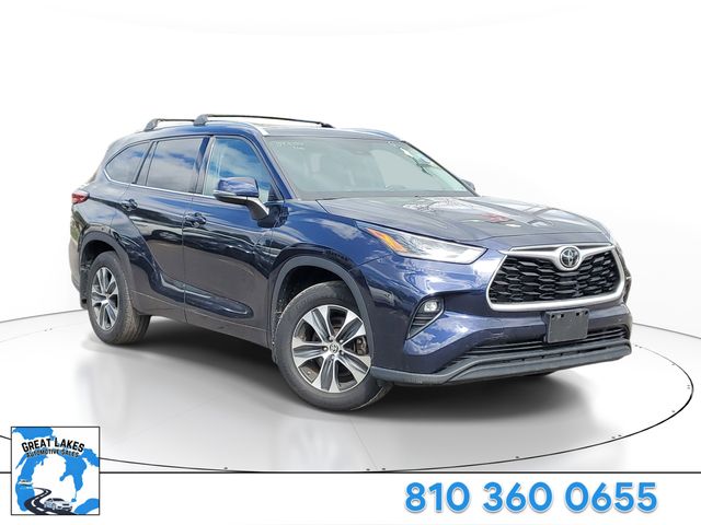 2021 Toyota Highlander XLE 4x4 V6's photo