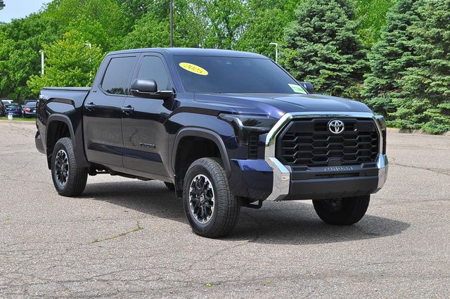Blueprint 2026 Toyota Tundra SR5 CrewMax Cab 4WD Pickup Truck Four-Wheel Drive Automatic