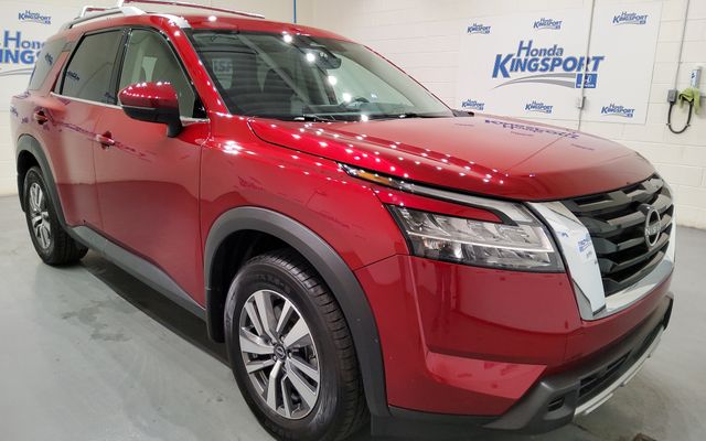 2023 Nissan Pathfinder SL FWD