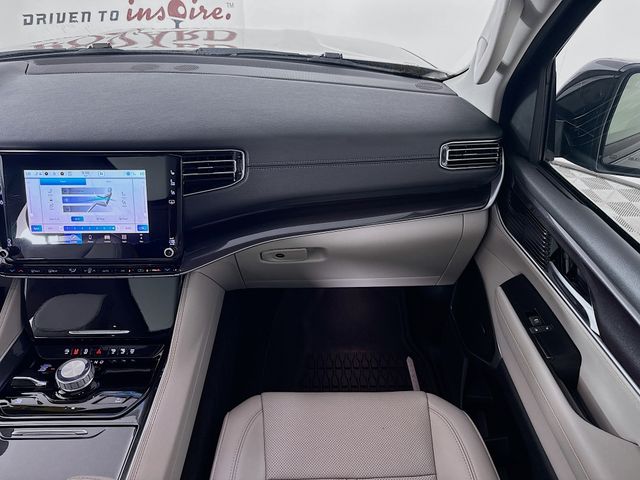 2024 Baltic Gray Metallic Clearcoat Jeep Wagoneer Base 4X4 SUV