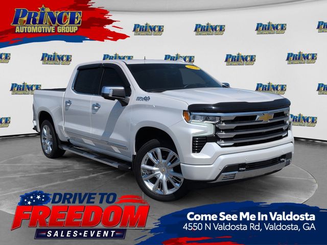 White (Iridescent Pearl Tricoat) 2024 Chevrolet Silverado 1500 Pickup Truck Four-Wheel Drive Automatic