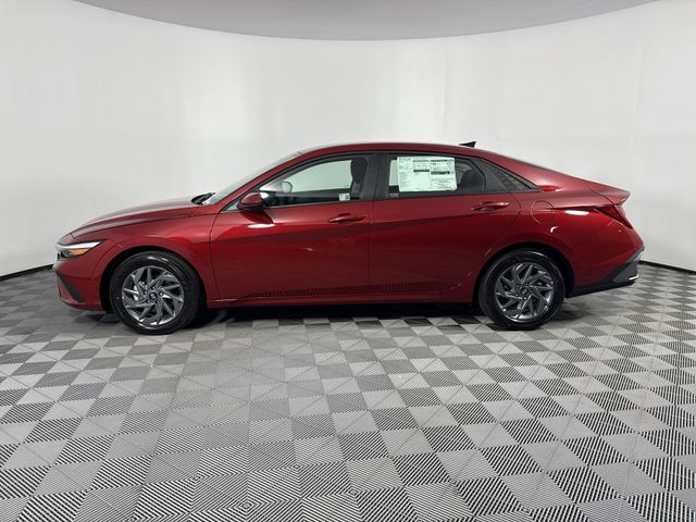 New 2025 Hyundai Elantra Hybrid For Sale in Indianapolis, IN
