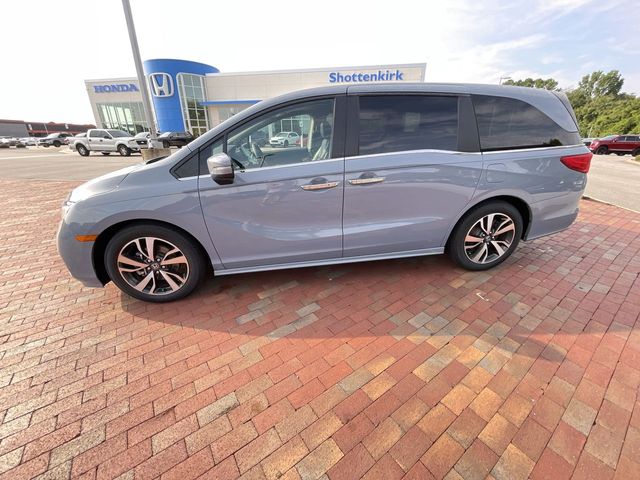 Used 2024 Honda Odyssey Van