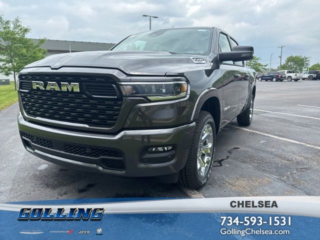 2025 RAM 1500 Big Horn Crew Cab 4WD