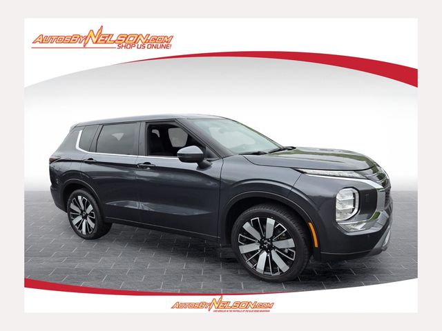 Gray 2025 Mitsubishi Outlander SE FWD SUV / Crossover Front-Wheel Drive Continuously Variable Transmission