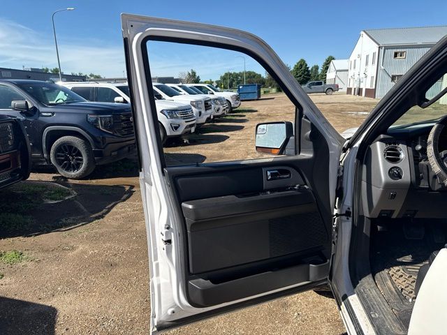 2012 White Platinum Metallic Tri-Coat Ford Expedition EL Limited 4X4 SUV