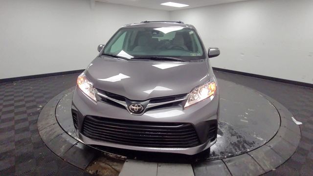2018 – Toyota – Sienna