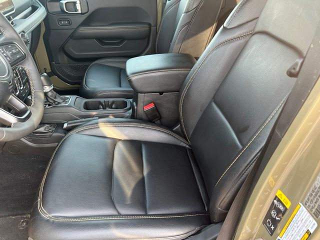 Used 2025 Jeep Gladiator Truck