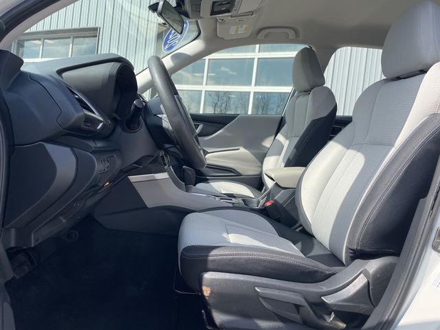 2022 Subaru Forester Base - Crystal White Pearl exterior view 10