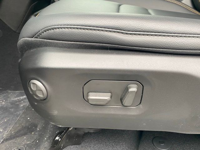 new 2026 Jeep Wrangler car, priced at $46,889