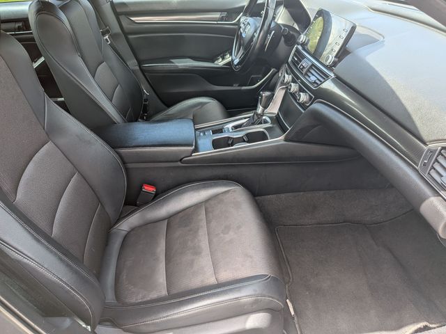 2018 Honda Accord - Image 29