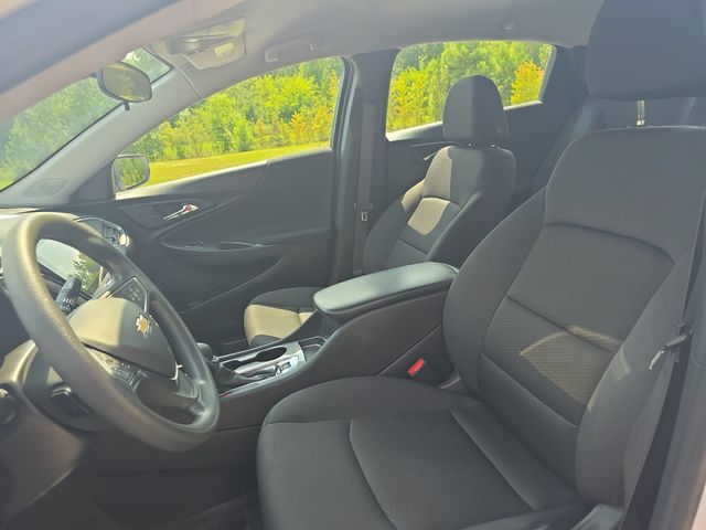 Used 2024 Summit White Chevrolet LS image 15