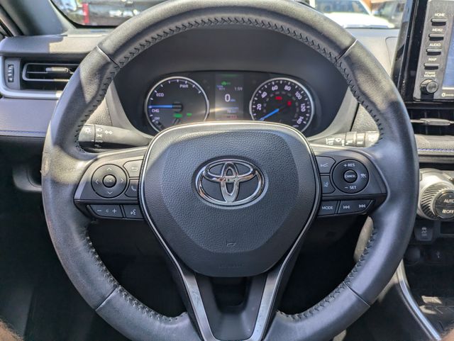 2022 Toyota RAV4 Hybrid SE