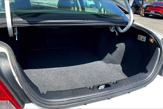 Used 2005 Ford Taurus SE 4D Sedan