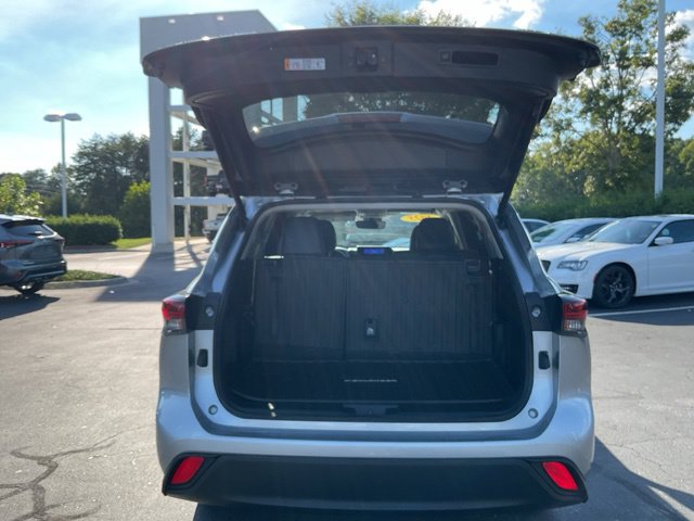 Used 2025 Toyota Highlander SUV