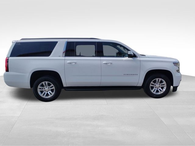 2020 Chevrolet Suburban LT photo