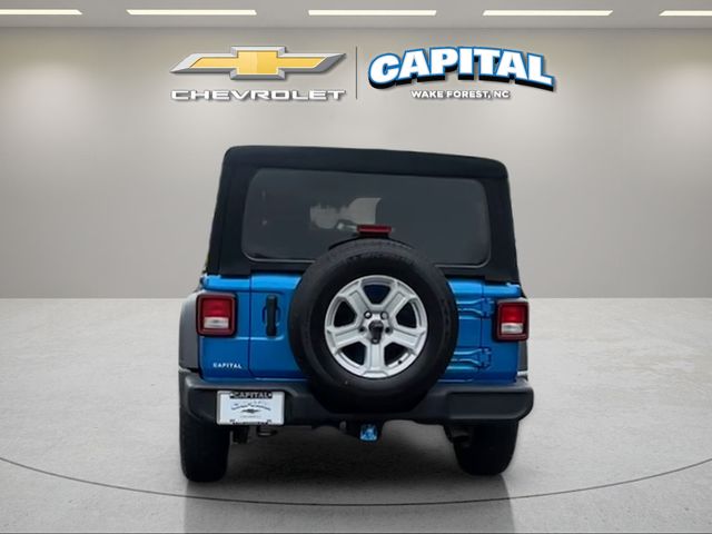 Used 2022 Blue Jeep Unlimited Sport S image 4