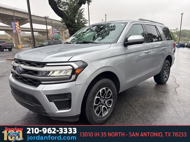 Used Car 2024 Ford Expedition  Xlt For Sale Under $40,000 In San Antonio, Texas