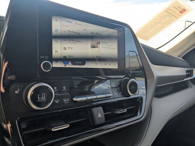 2025 Toyota Highlander XLE Beige at Davis Toyota of Orangeburg