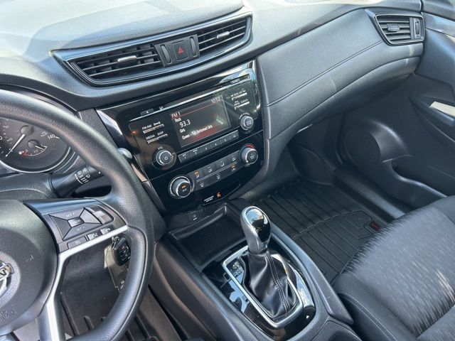 2017 Nissan Rogue S - Photo 31