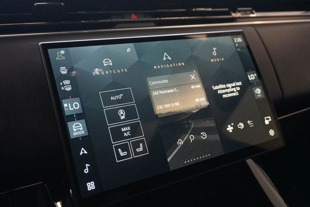 Used 2025 Land rover Range Rover Sport SUV