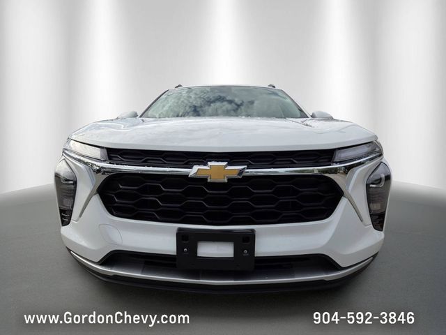 2025 Chevrolet Trax #9