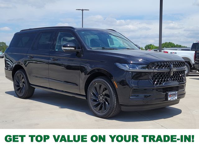 Infinite Black Metallic Clearcoat 2026 Lincoln Navigator SUV / Crossover Four-Wheel Drive Automatic