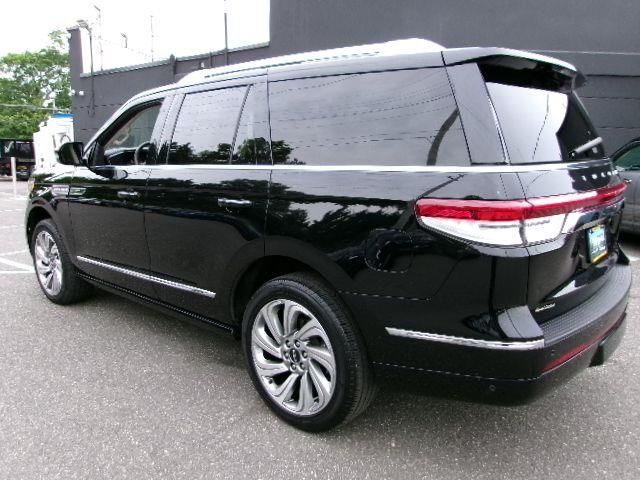 used 2023 Lincoln Navigator L car, priced at $67,880