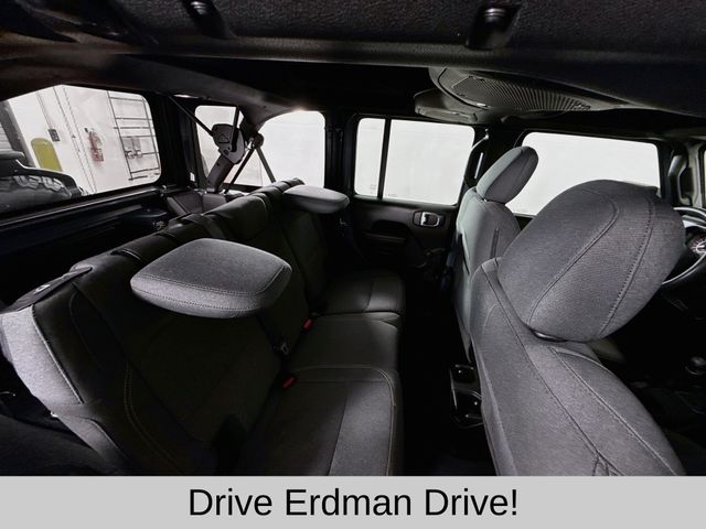 Used 2024 Jeep Wrangler SUV