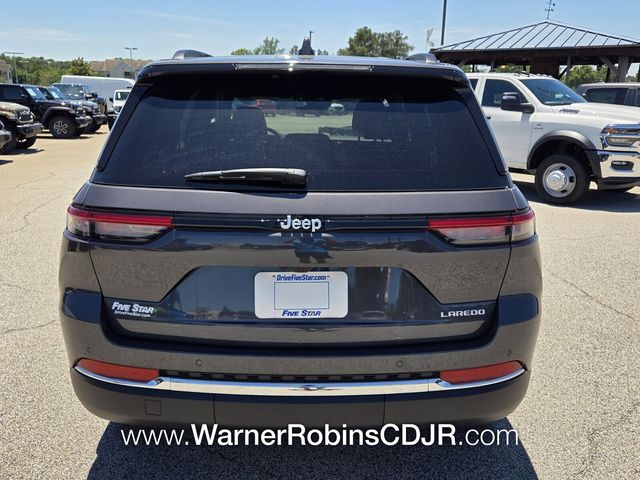 New 2026 Gray Jeep Laredo image 10