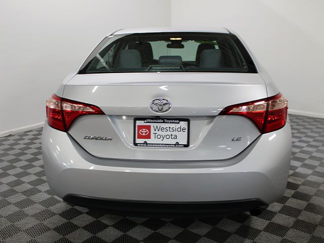 Used 2017 Classic Silver Metallic Toyota LE image 5